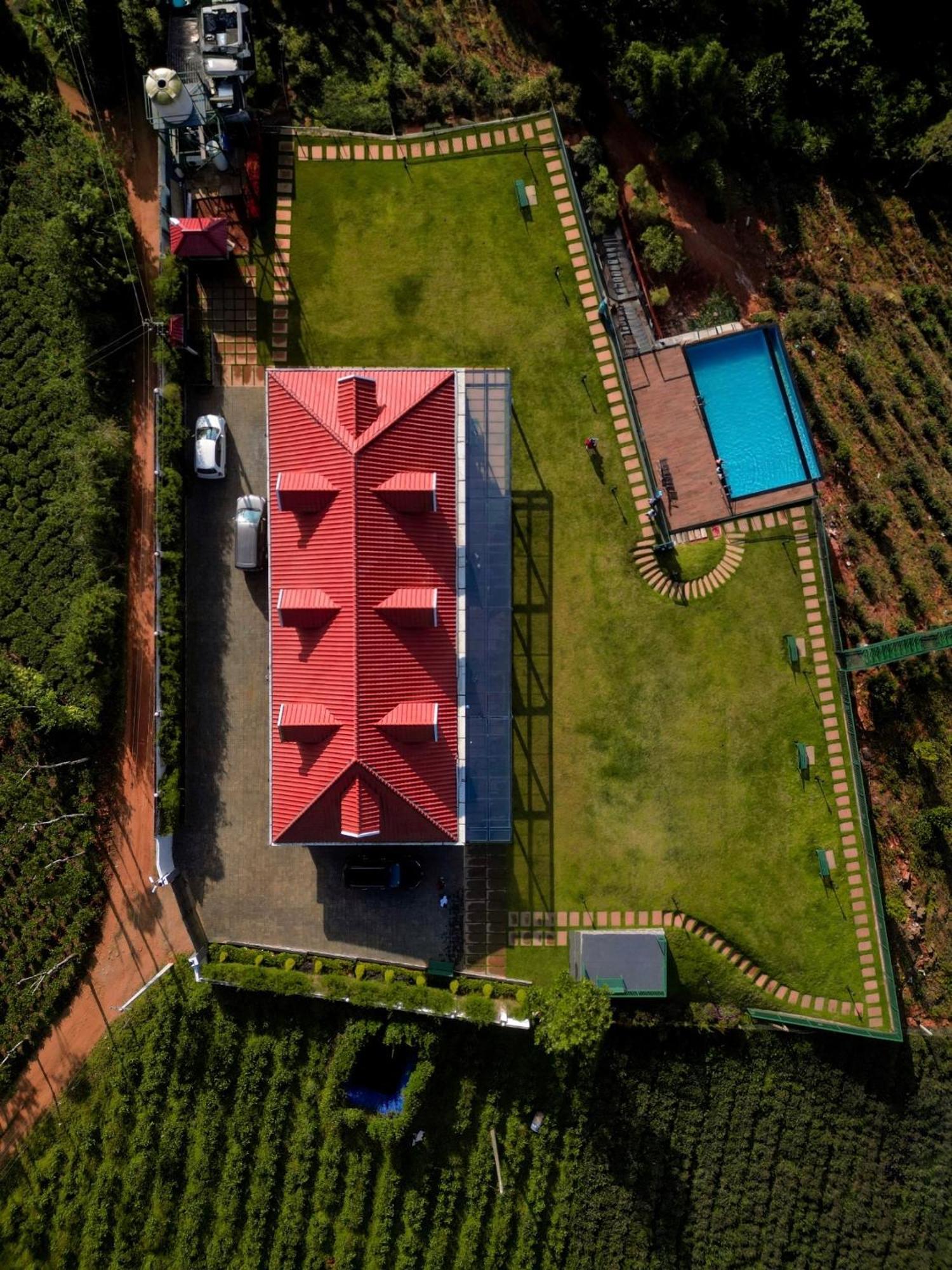 Cloudy Court Resort Идуки Екстериор снимка
