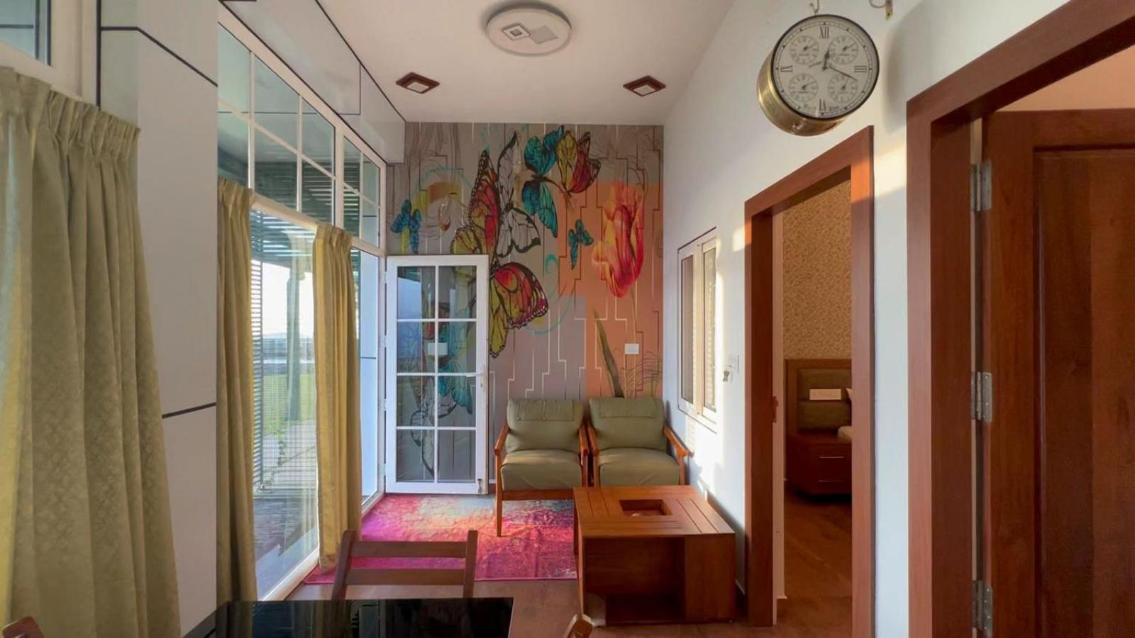 Cloudy Court Resort Идуки Екстериор снимка